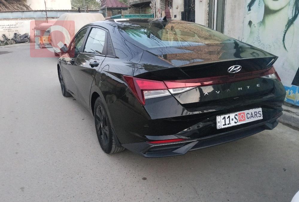 هیۆندای ئەلەنترا